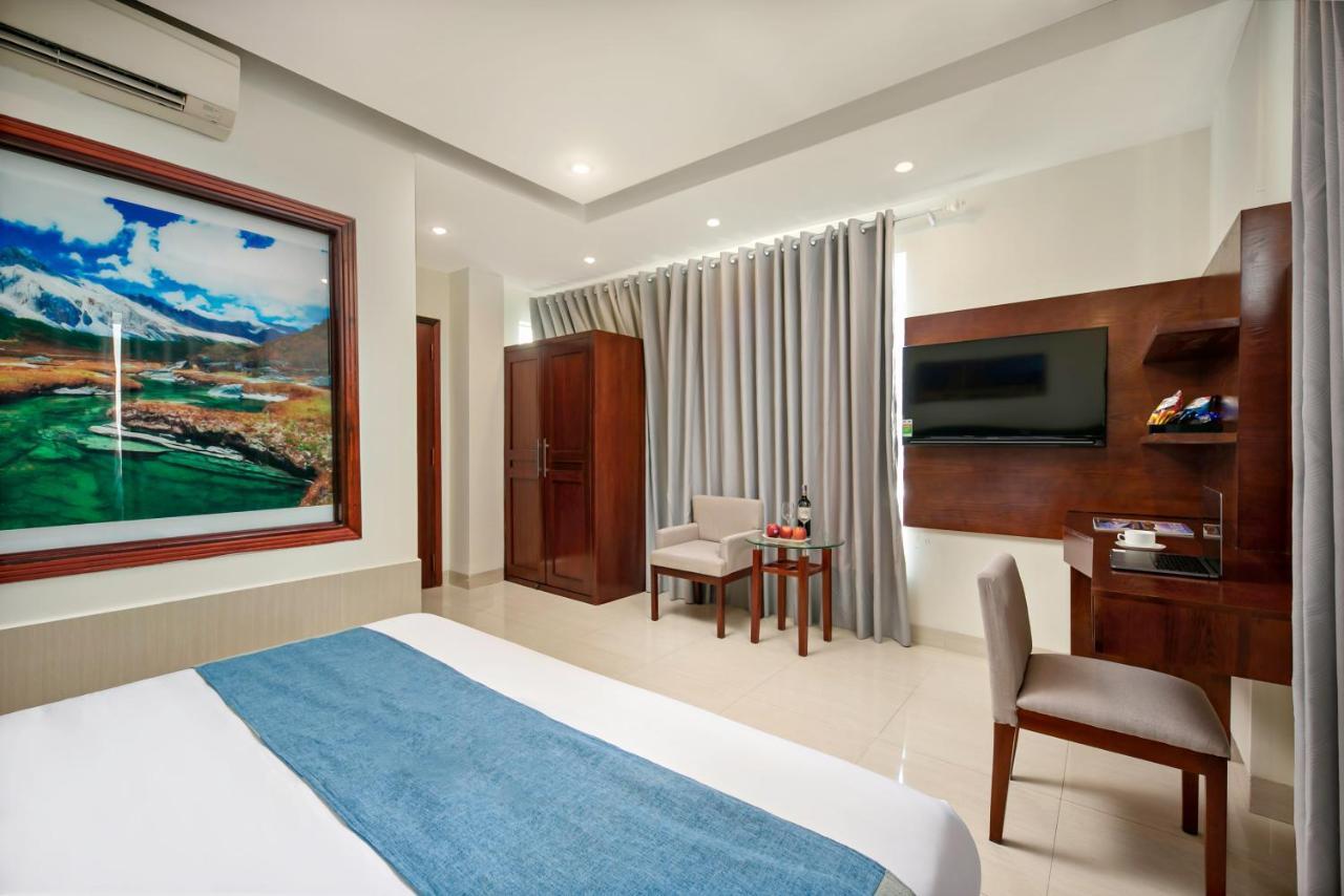 Gio Bien 2 Hotel By Thg Da Nang Exteriör bild